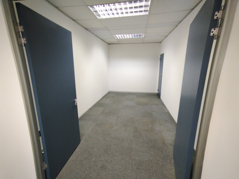 To Let commercial Property for Rent in Milnerton Central Western Cape